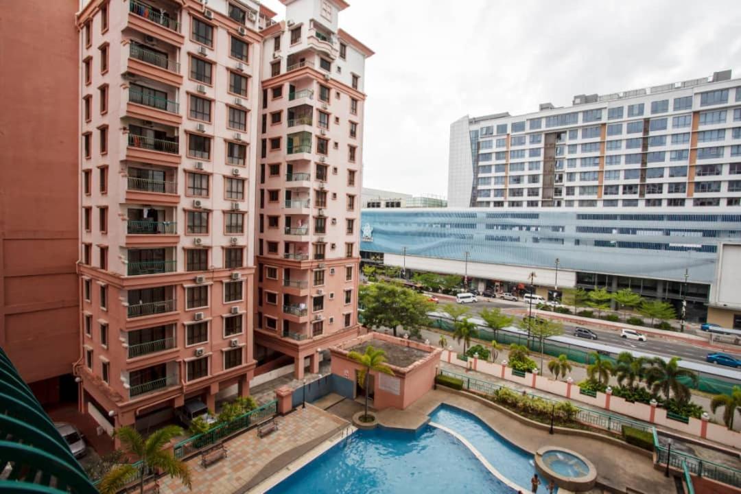 Marina Court Resort Kota Kinabalu-Stay And Get Cash Rebate Dış mekan fotoğraf